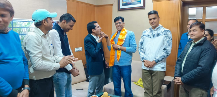 आंजना की उपस्थिति में शर्मा ने मनाया अपना जन्मदिन Birthday