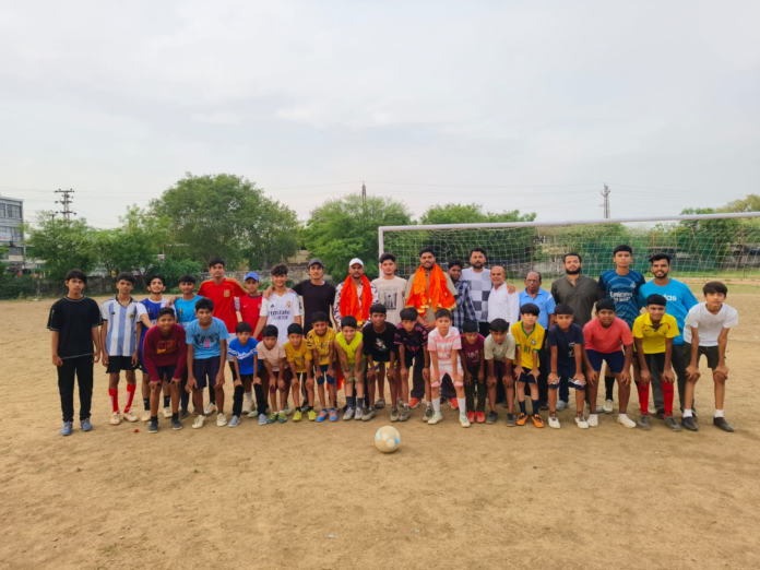 जिला फुटबॉल संघ चित्तौड़गढ़ की बड़ी उपलब्धि: दो खिलाड़ी बने ऑल इंडिया फुटबॉल फेडरेशन से सर्टिफाइड रेफरी